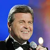 Лев Лещенко