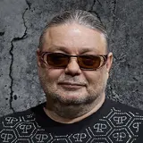 Владимир Захаров