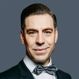 Дмитрий Дюжев
