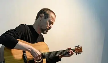 Кирилл Комаров
