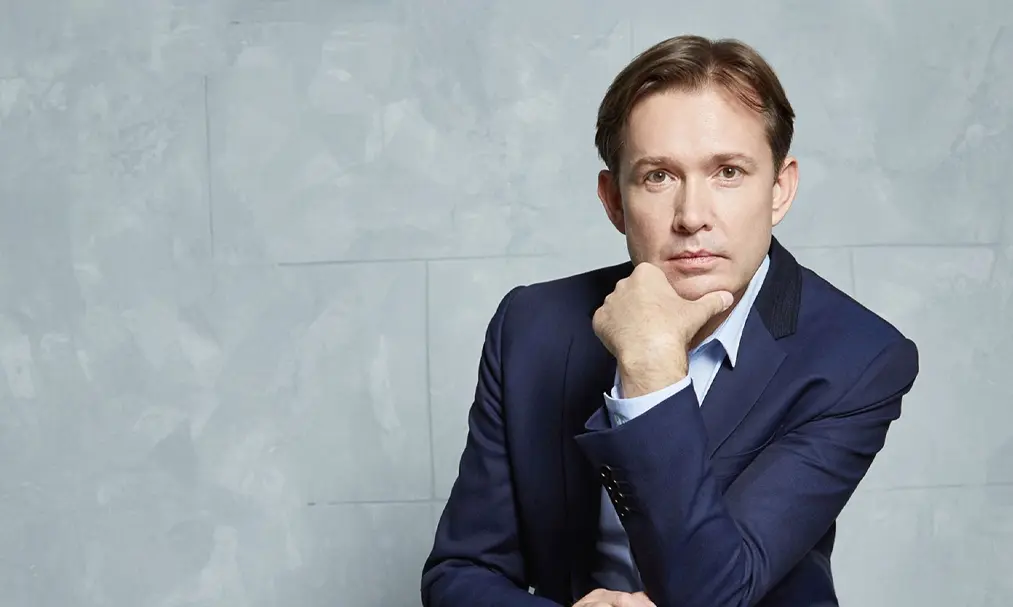 Олег Погудин. Нам дороги эти позабыть нельзя...