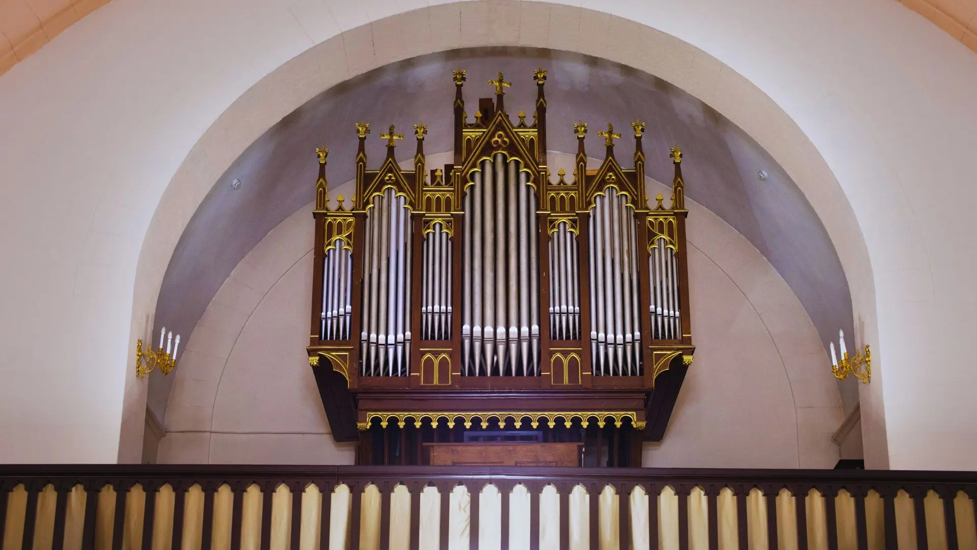 Орган при свечах: вокруг Баха