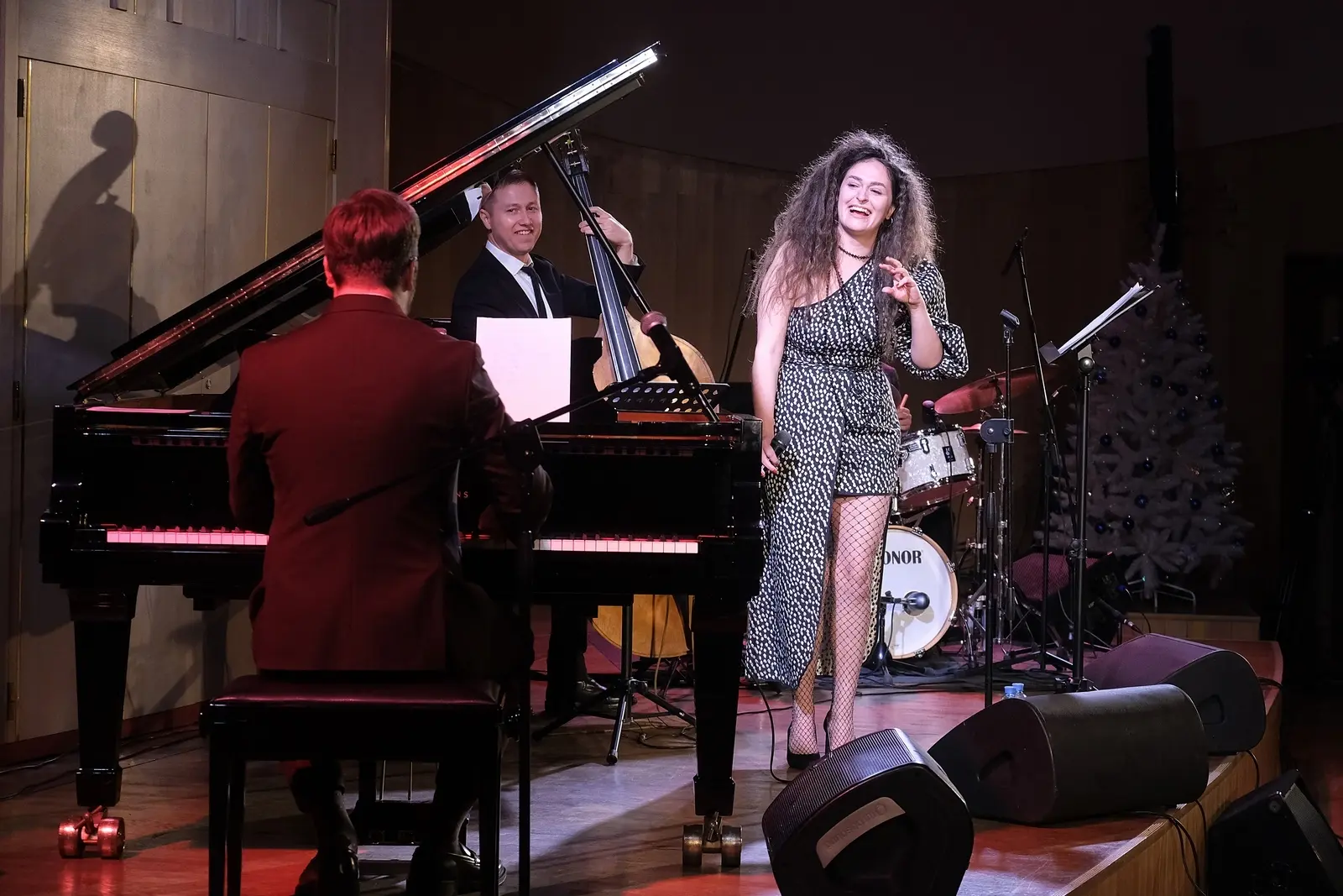 Джаз-трибьют Эми Уайнхаус. Концерт при свечах и звёздах