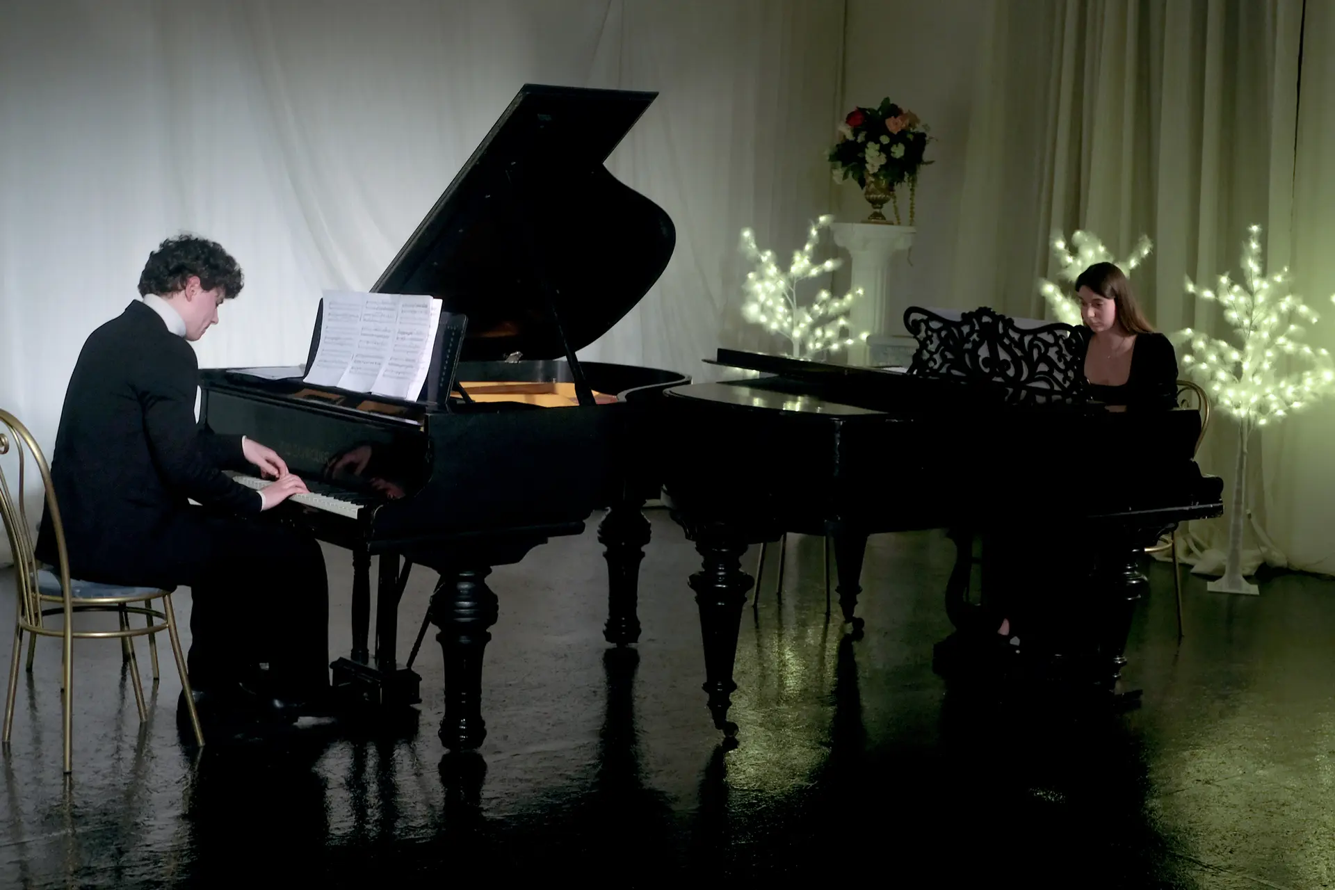 Винтаж на два рояля