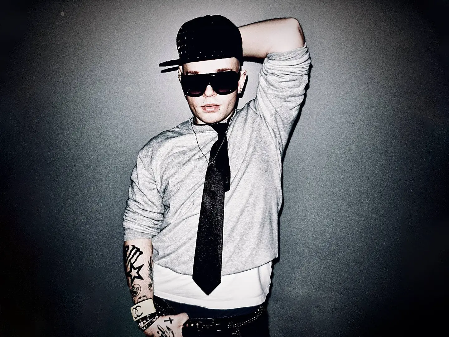Huzzy B