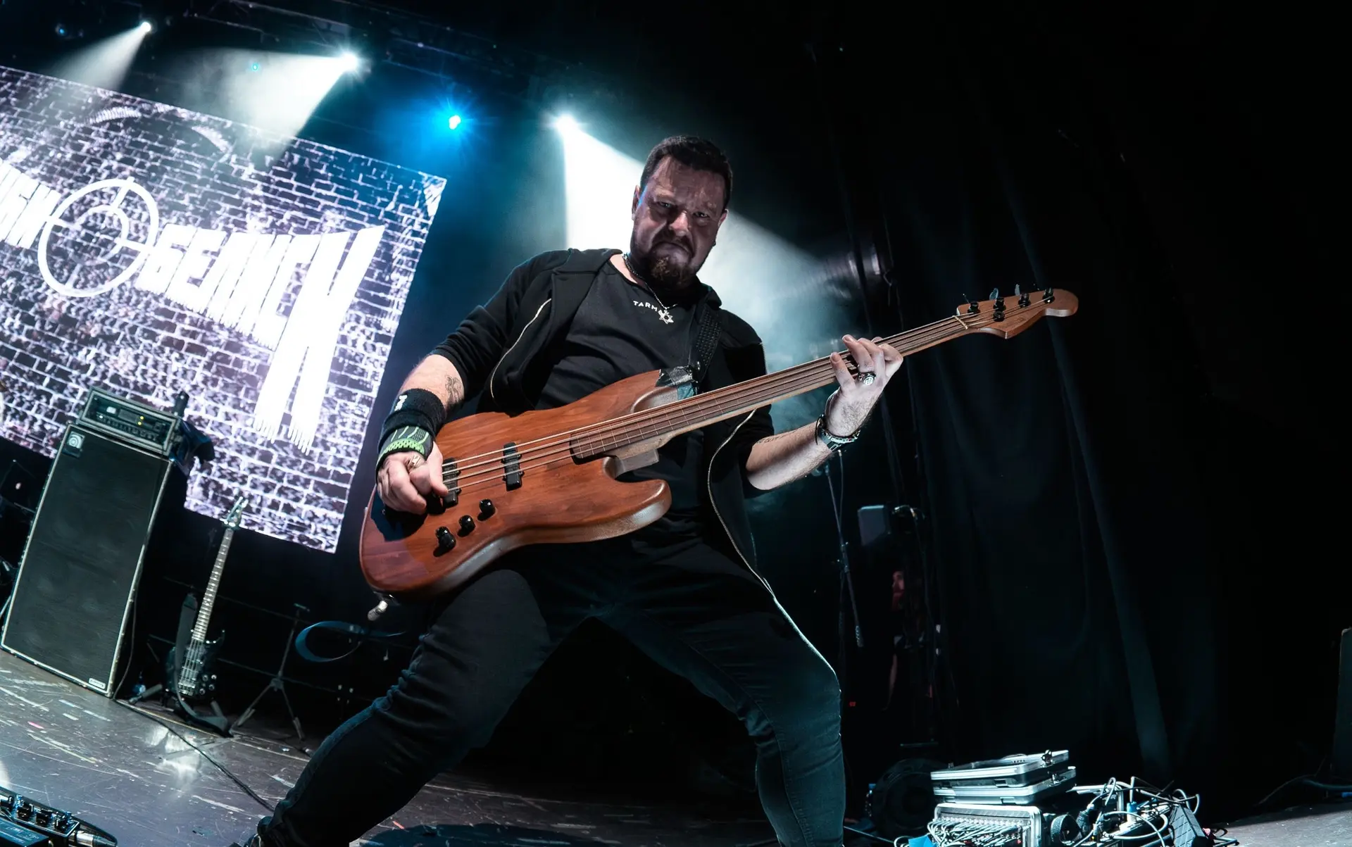 Чёрный Обелиск