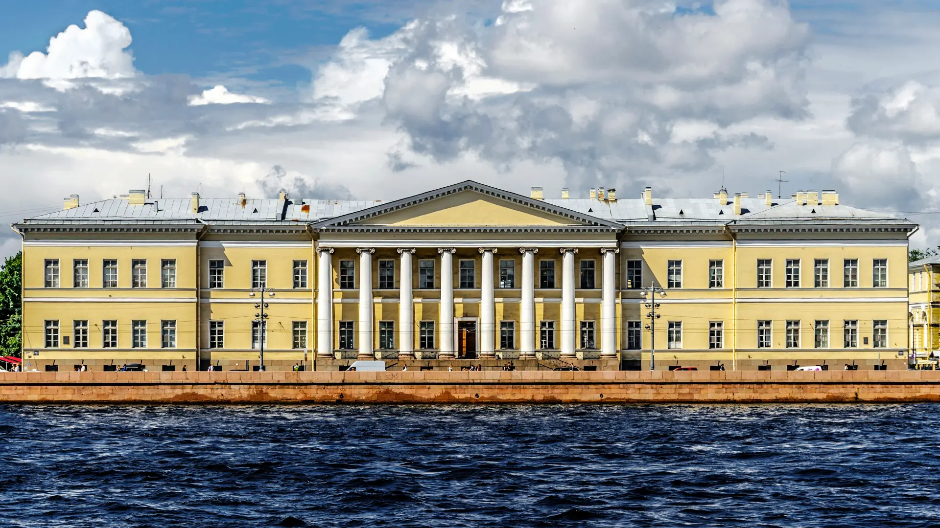 Струны Петербурга