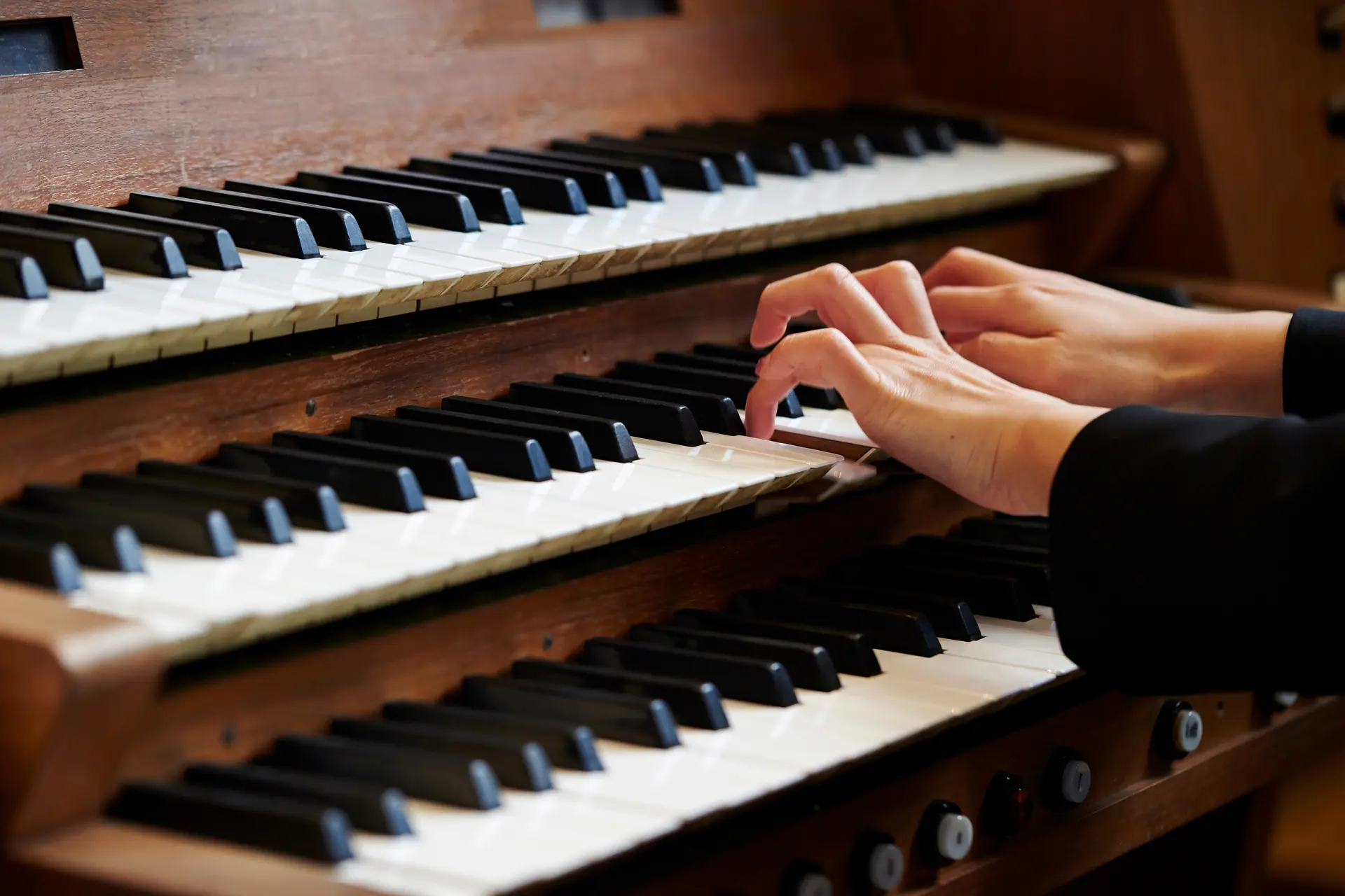 Бах, Брамс, Мендельсон. Старинный орган при свечах