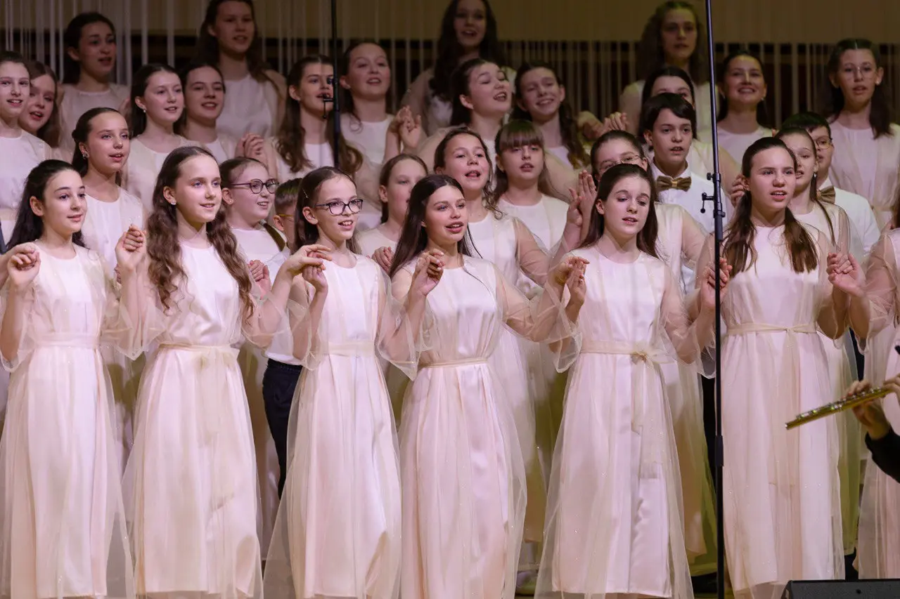 Детский хор «Аврора»