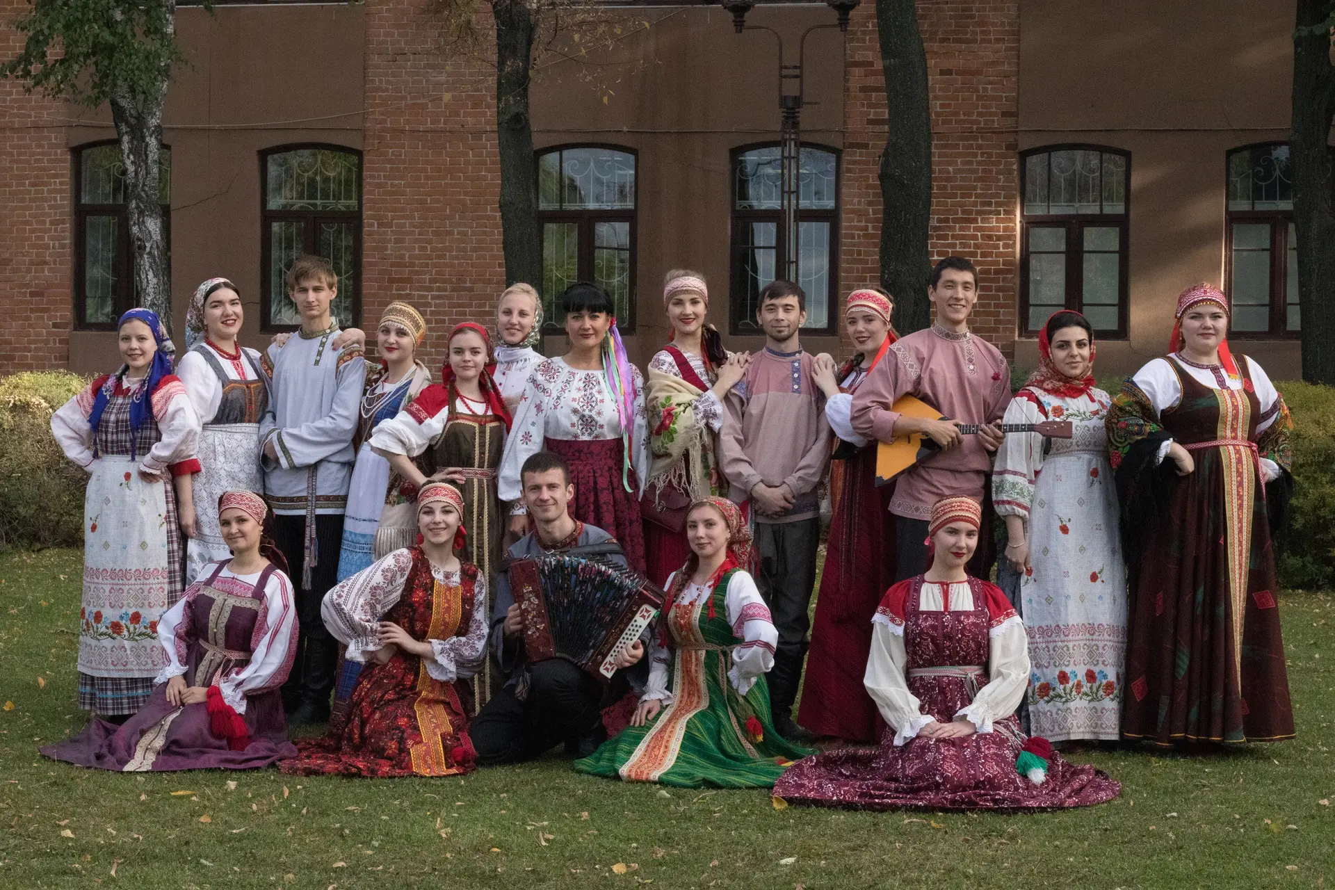 Фольклорный ансамбль «Яромилъ»