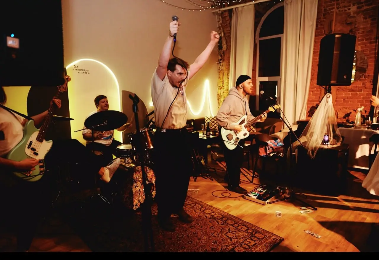 Ходьба, Шифер, Линия бикини