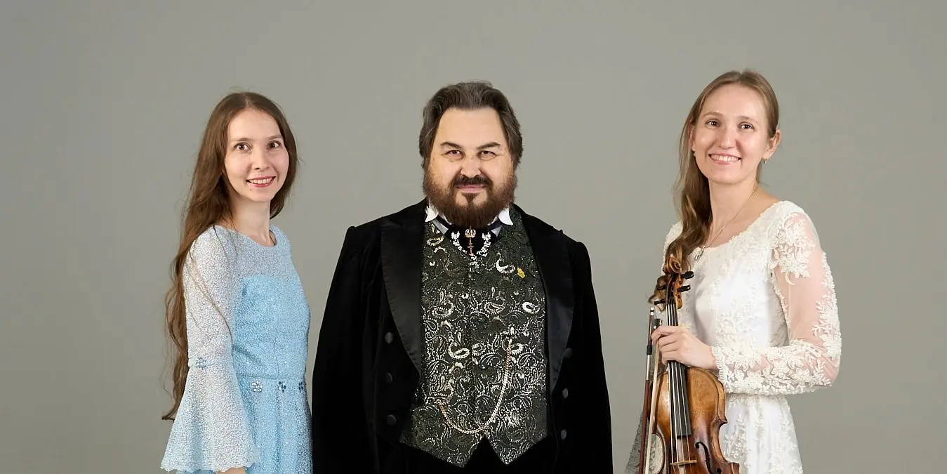 Энтузиасты культуры – солисты – оперные певцы: «Листья жёлтые»